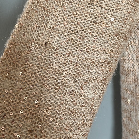 Forever 21 sparkle sweater - Picture 3 of 9